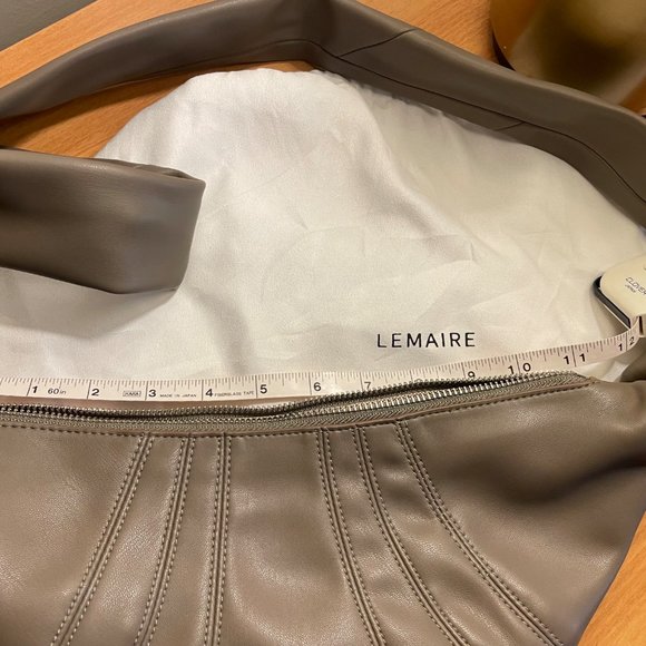Lemaire Small Croissant Leather Bag CEMENT color - Picture 6 of 9